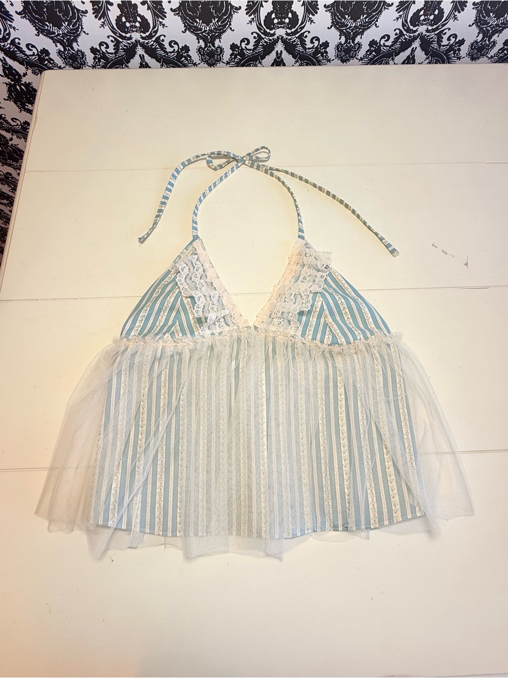 ONE-OF-A-KIND HANDMADE VINTAGE-FABRIC HALTER TOP 🩵 XS - Picture 11 of 16